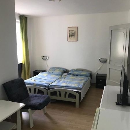 Francoise Szallo Balatonlelle Bagian luar foto